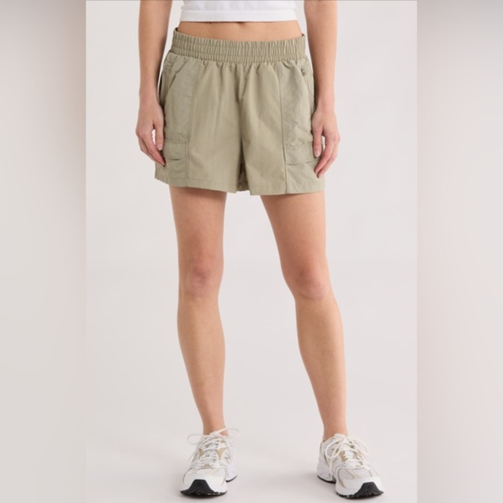 NEW…Layer 8 Nigh Walk Cargo Shorts
